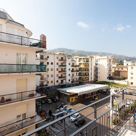 Casa Nina Apartment ซอร์เรนโต ภายนอก รูปภาพ