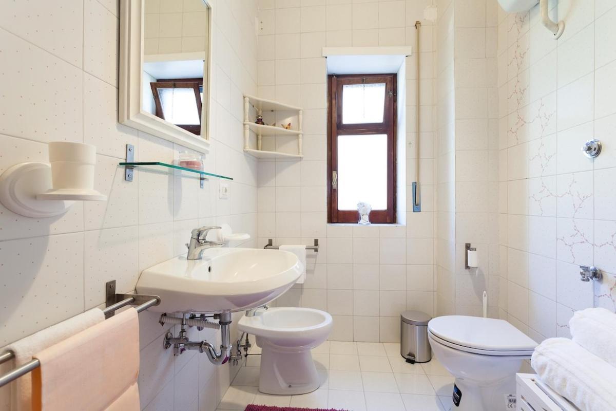 Casa Nina Apartment ซอร์เรนโต ภายนอก รูปภาพ